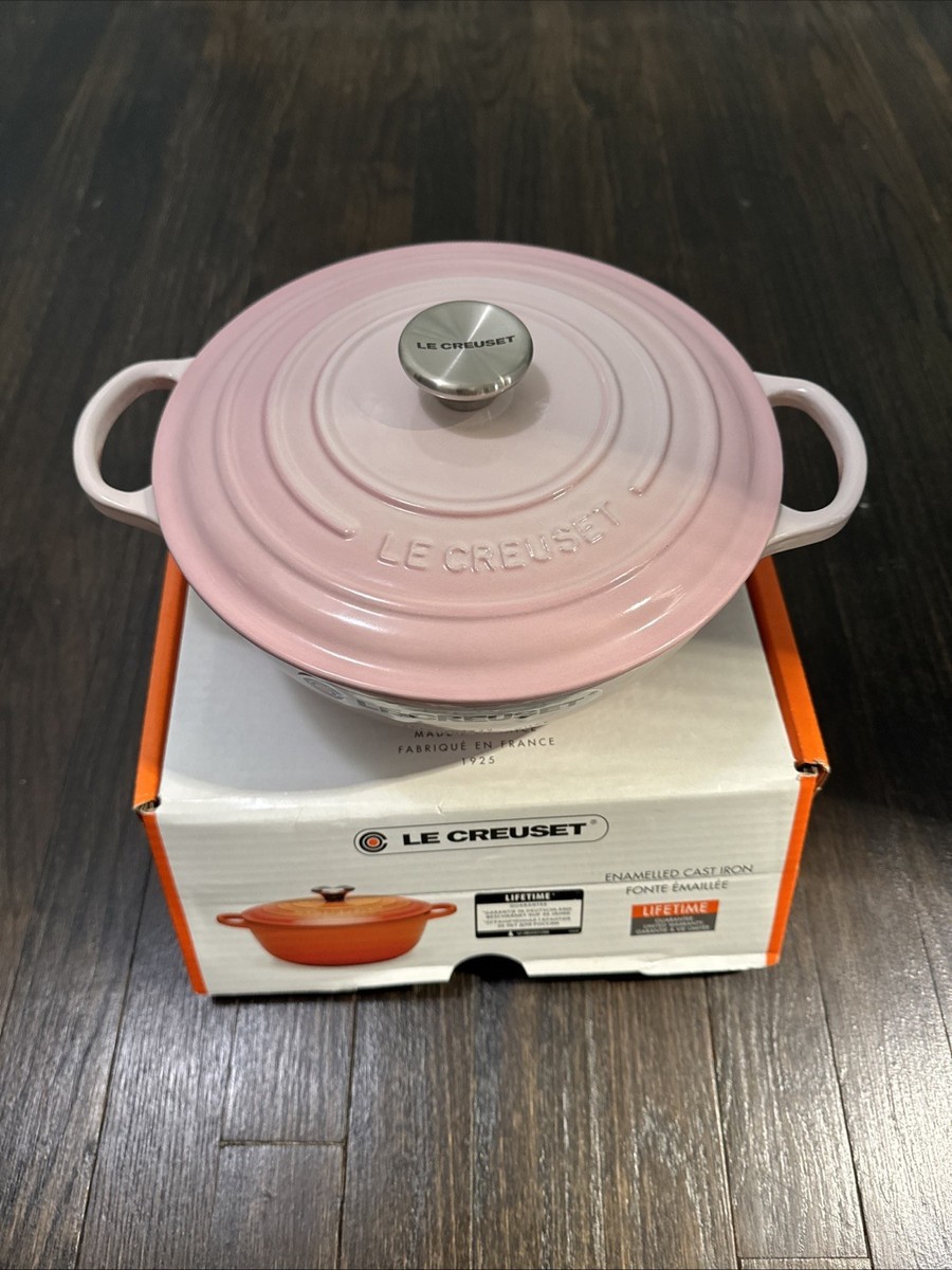 Le Creuset Signature Soup Pot/Marmite in Shell Pink 3.5qt/24cm w
