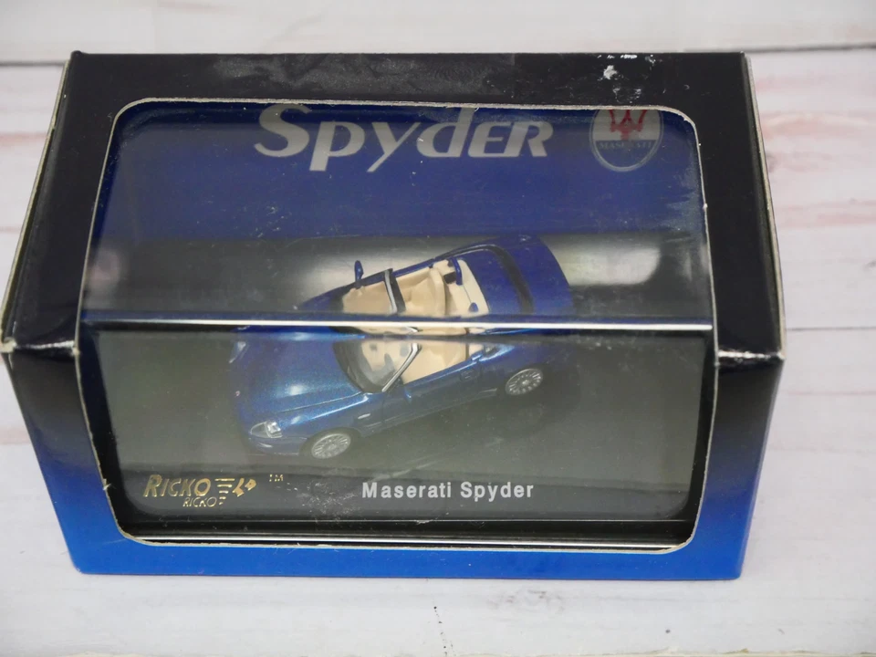Ricko 38807, Maserati Spyder Convertible, Blue, 1/87 HO Scale - Image 2 of 4