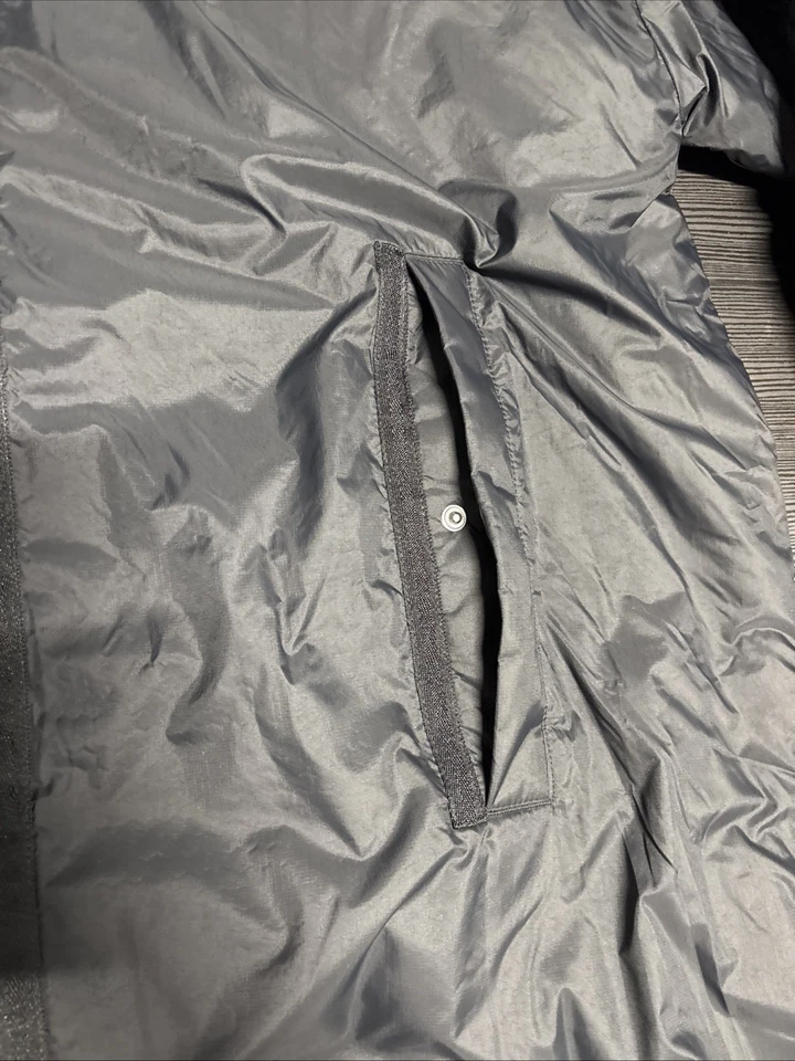 Size Large Nike Full Zip And Button Oversized Parka Jacket NWT Men’s MSRP $250 - Image 3 of 4