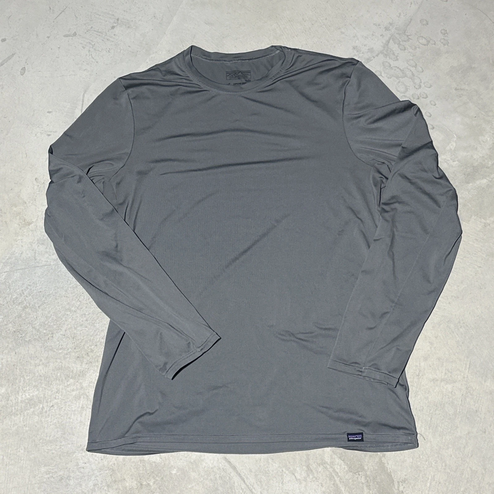 Patagonia Capilene Daily Base Layer Long Sleeve Shirt Men’s SZ M Gray Hiking