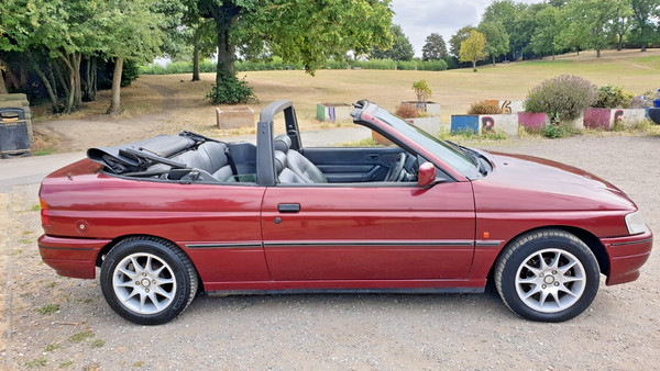eBay - 1993 Ford Escort Cabriolet 1.6 Efi~...