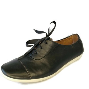 clarks artisan lace up shoes