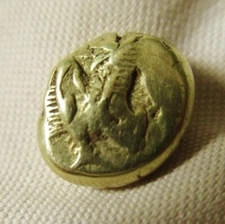 Very Rare Mysia, Kyzikos EL Hekte Griffin Forepart btwn 2 Tunny Fish 500-450 BC