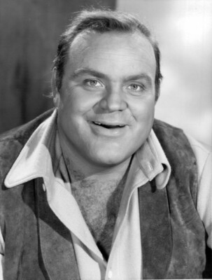  DAN BLOCKER as HOSS CARTWRIGHT TV Show Bonanza Photo Picture Reprint 8.5'' x 11''