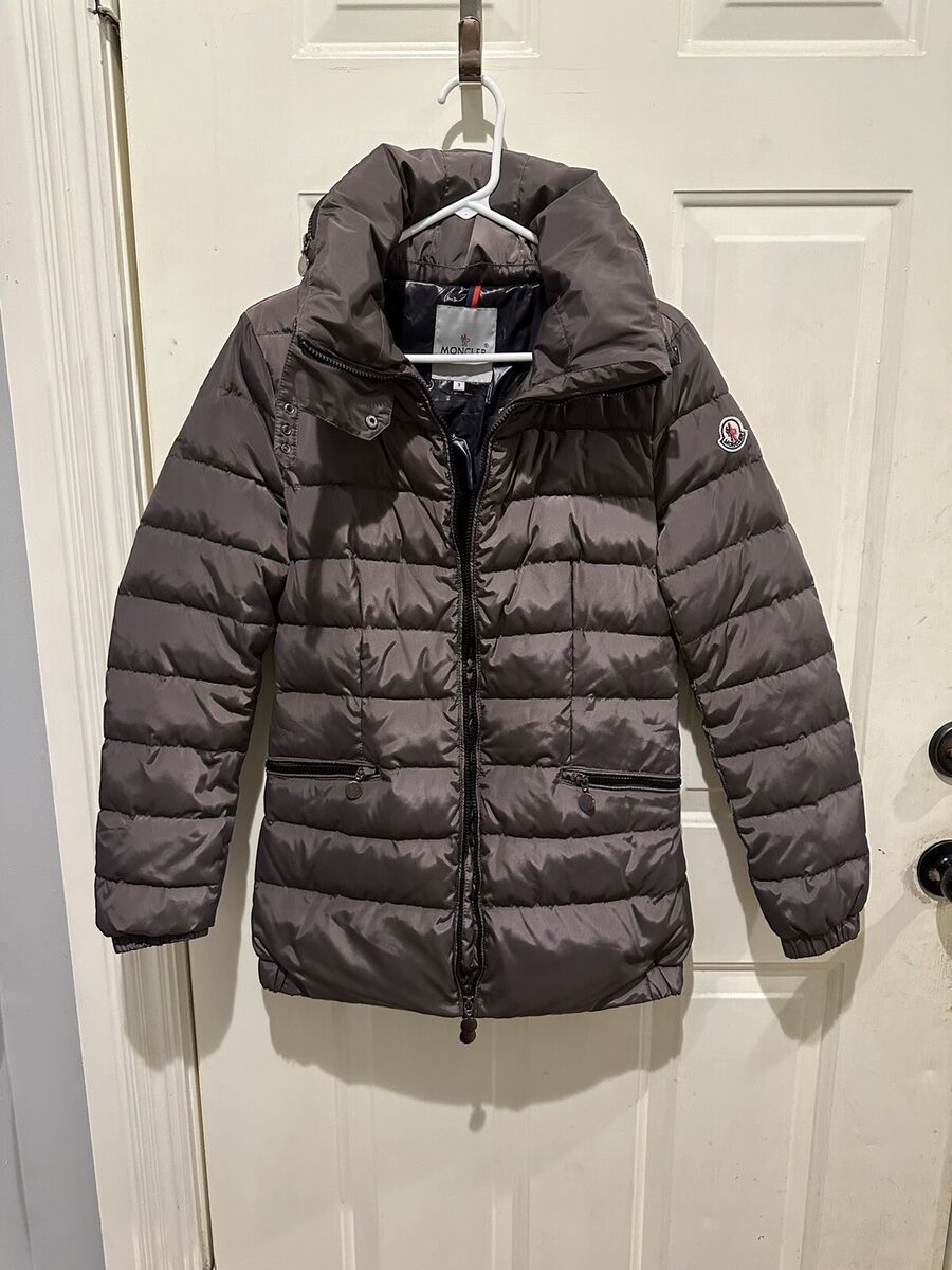 Moncler Down Puffer Jacket Coat Women's Size 3 (L) Grey Gray Moncler Down Puffer Jacket Coat Women's Size 3 (L) Grey Gray