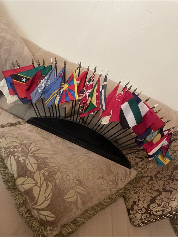 27 Flags In Wooden Arched Flag Display Stand INCL’d United Nations 4"x6" Flags