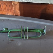 Green kazoo in Bb Key - No Valves, 0 Valve Brass Trumpet
