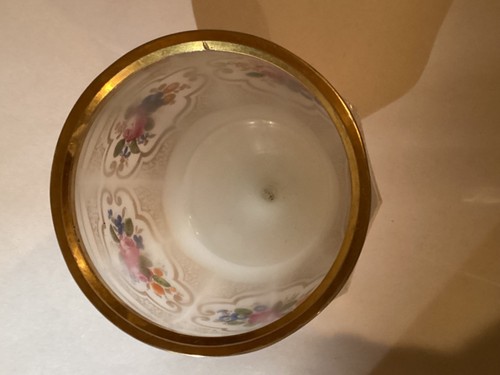1800-1850’s Biedermeier Czech Bohemian Glass: White, Floral Gold 5.25”Stunning - Bild 5 von 8