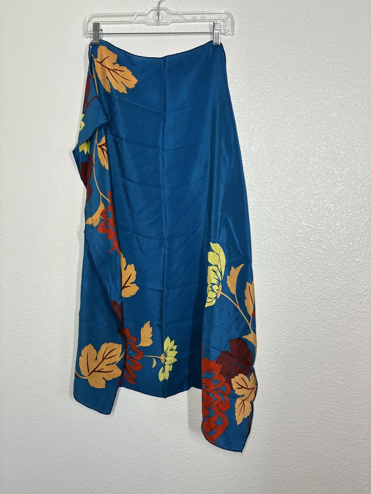 Vintage Casca For Magid Scarf One Size Blue Floral Silk 34x34 Square Print