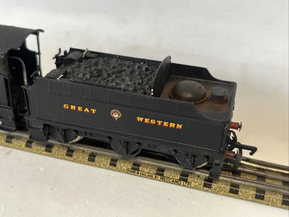 3 RAIL CONVERTED MAINLINE OO 37058 GWR REPAINTED BLACK 0-6-0 LOCO TENDER 2230 - Image 4 of 4