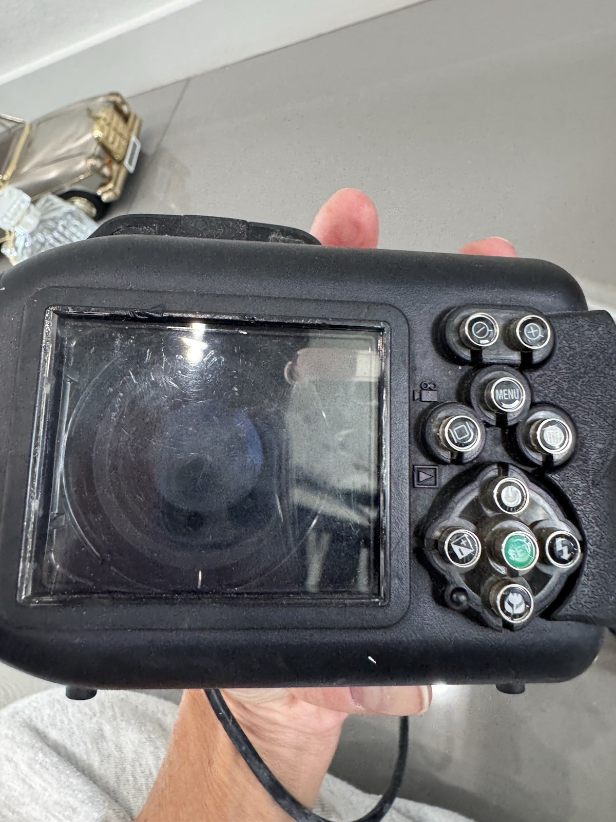 SeaLife DC1000 Digital Underwater Camera With Accessories