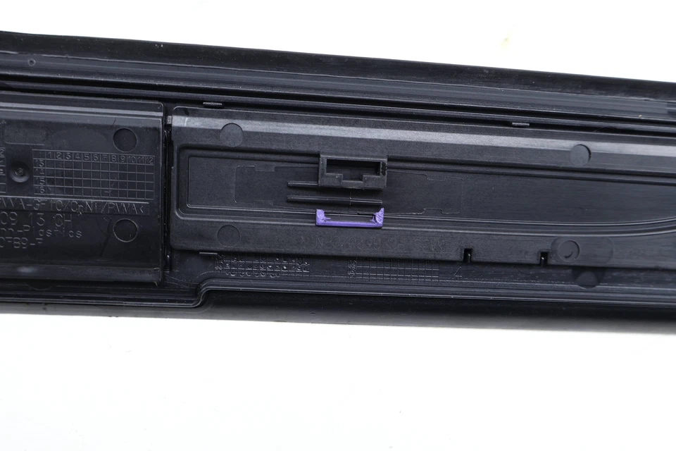 BMW 528I XDRIVE F10 2012-2016 - umbral de la puerta delantera derecha / placa de desgaste (BMW) Foto 3 de 4