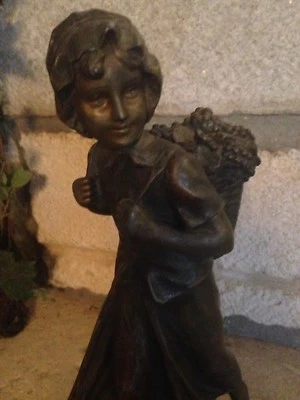 Le Retour des Vendanges Aristide de Ranieri Régule Statue Statuette Vendangeuse - Photo 1/4