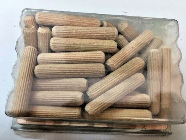 50 Tasselli in legno mm 8x40 spinatura mobili cassetti spine di giunzione