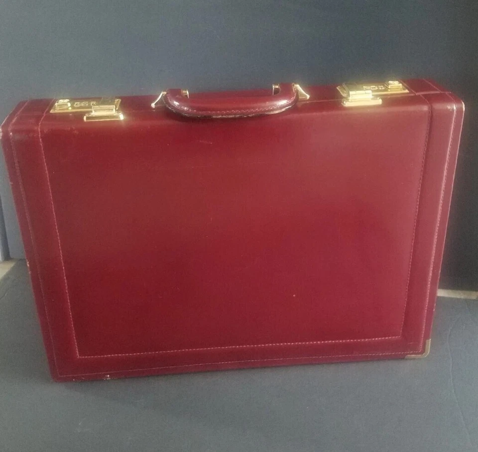 Maletín vintage Oleg Cassini de cuero de lujo borgoña conjunto de bloqueo Foto 2 de 4