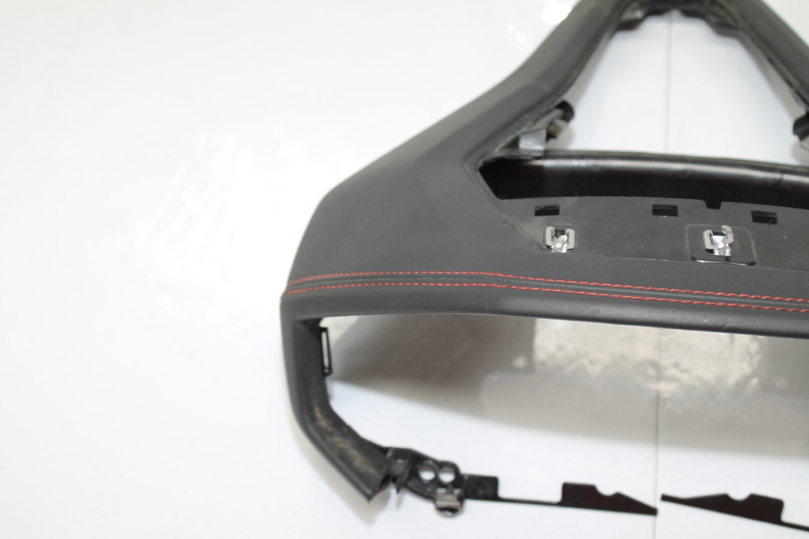 15-20 LAMBORGHINI HURACAN GAUGE CLUSTER SURROUND BEZEL LID (SEE NOTES) 4T0858291