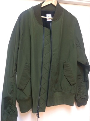 nikelab essentials bomber