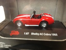 Malibu International 1965 Shelby AC Cobra Red 1/87th