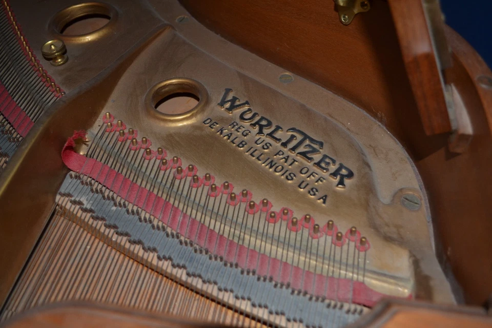 Baby Grand Piano Used Wurlitzer - Image 4 of 4