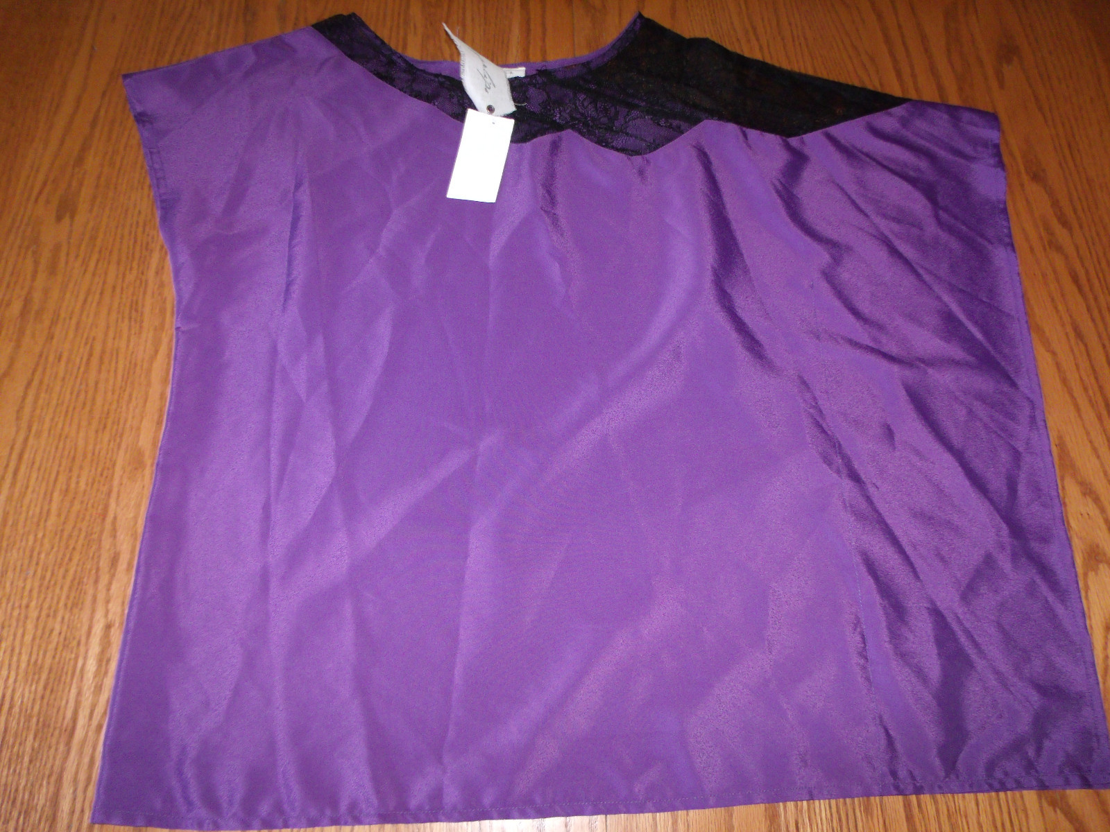 Foto 1 di 2