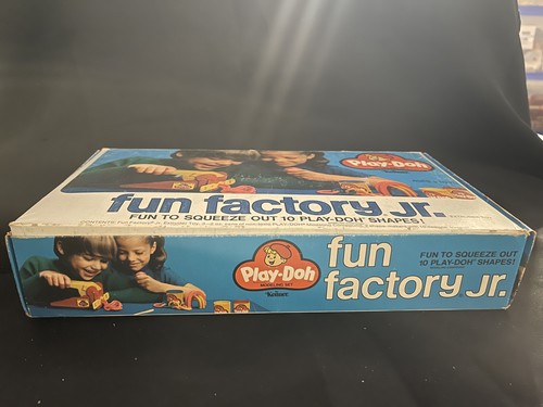 Vintage 1977 Play-Doh Fun Factory Jr Kenner Complete - Picture 2 of 7