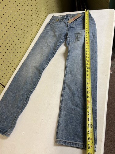 Pantalones de mezclilla Levis X Super Mario Bros 501 nuevos con etiquetas ribete botón mosca 24x26 irregulares - Imagen 13 de 16