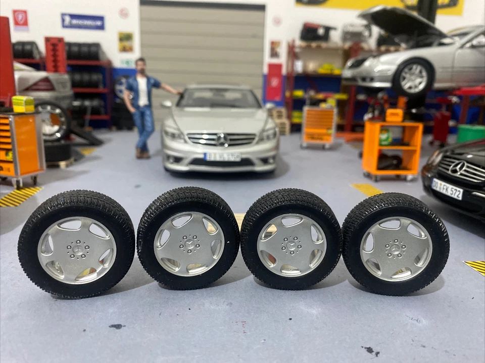 Cerchi Mercedes Cl 600 v12 Autoart - Immagine 2 di 4