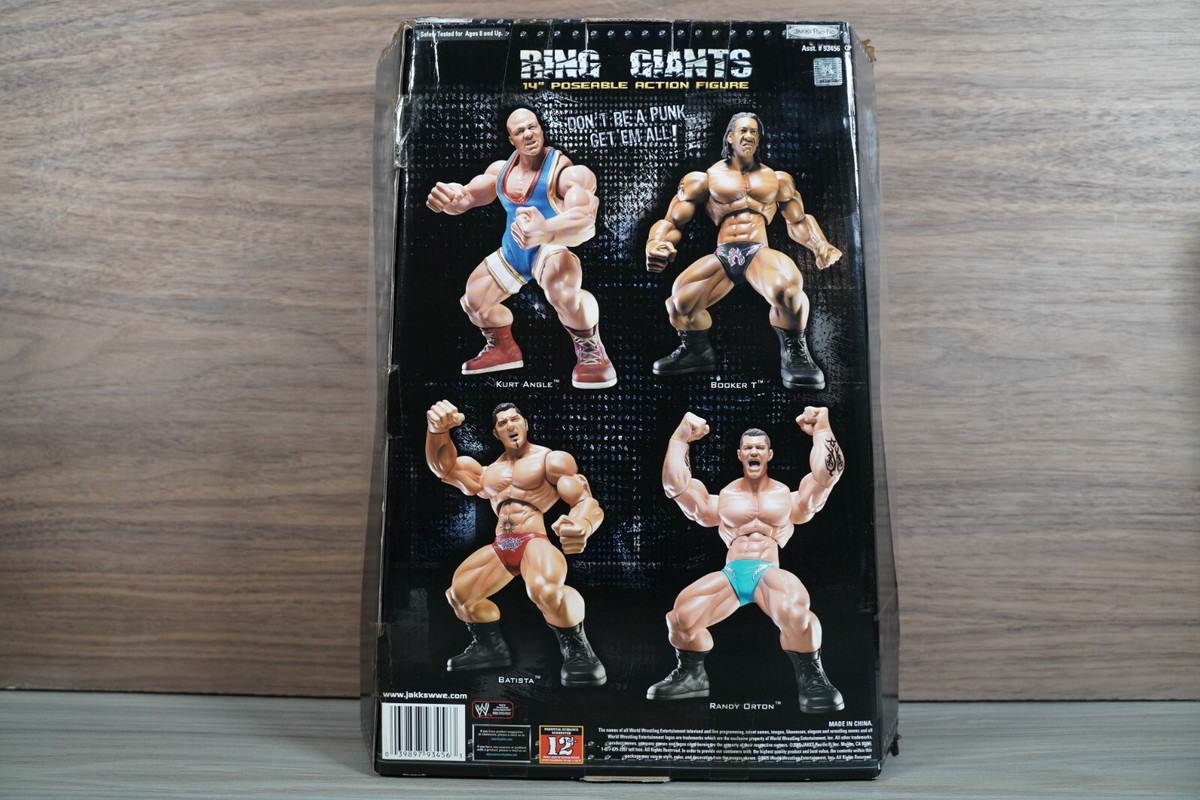 WWE RING GIANTS POSEABLE ACTION BATISTA