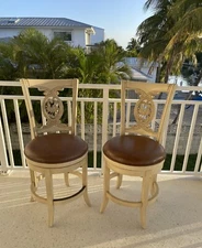 Frontgate Kitchen Counter Swivel Stool