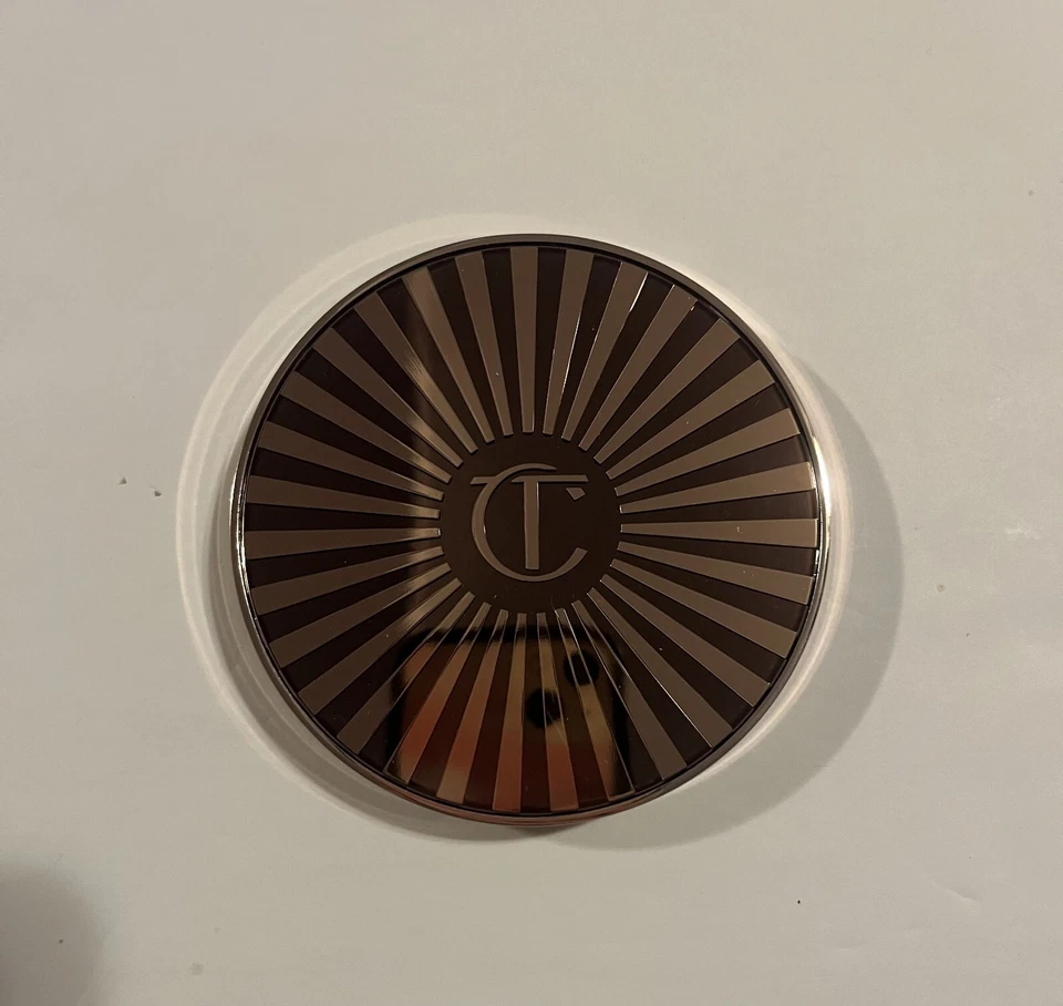 NIB LUXCharlotte Tilbury Beautiful Skin Sun-Kissed Glow Cream Bronzer -2 Medium! - Image 3 of 4