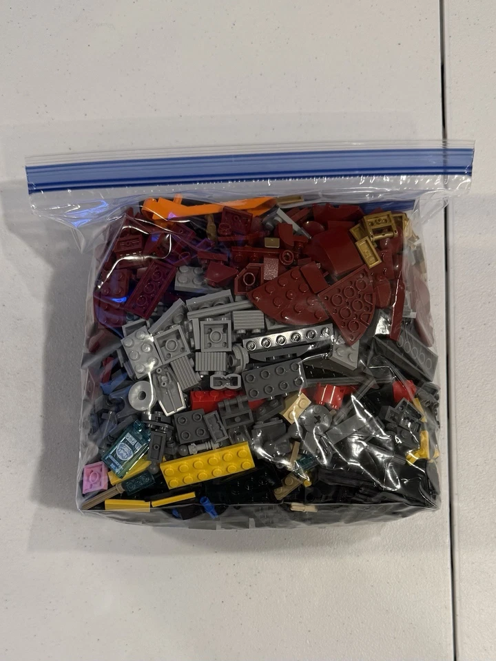 LEGO Marvel: The Hulkbuster: Ultron Edition (76105) Used, no box, near complete - Image 4 of 4