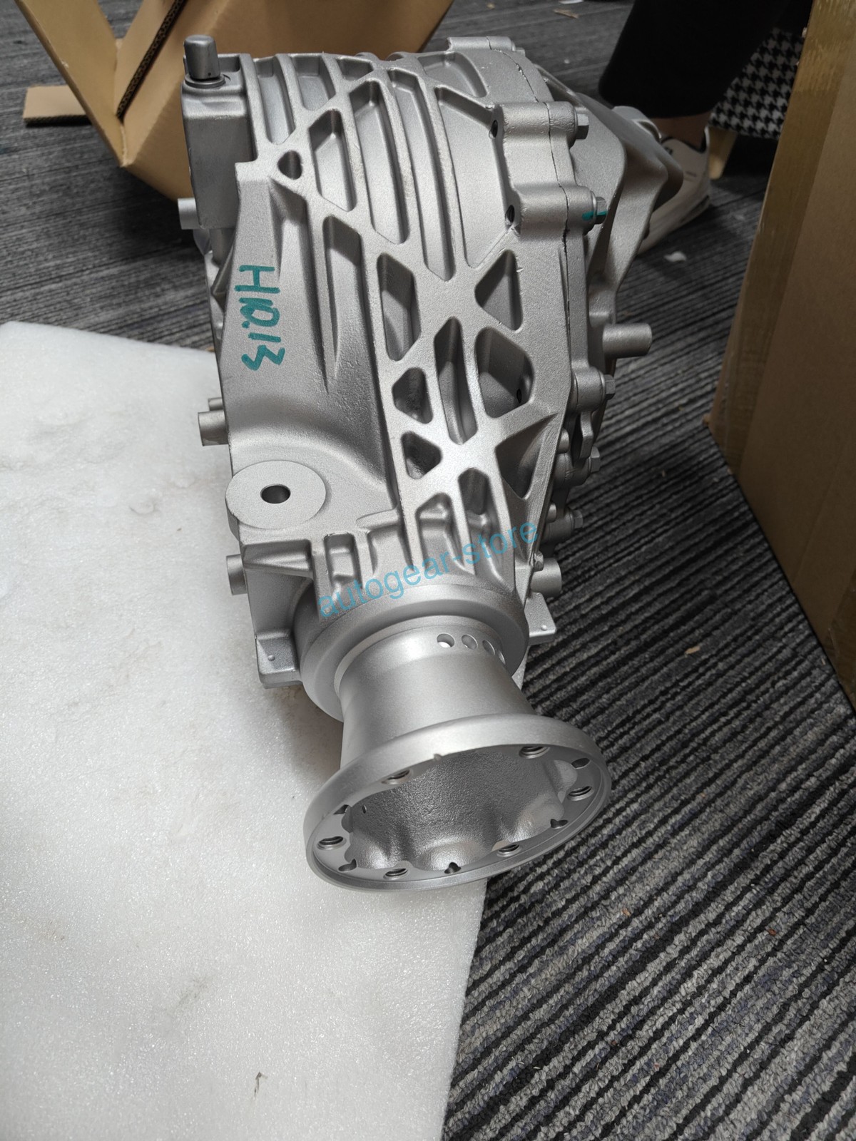 Maserati Ghibli 2014-2016 REAR Differential P/N 670009608