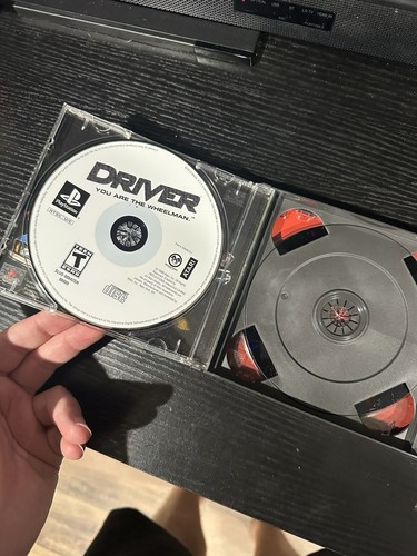Driver Twin Dual Combo Pack 1 /2 (Sony Playstation One, PS1) Greatest Hits - Picture 3 of 4