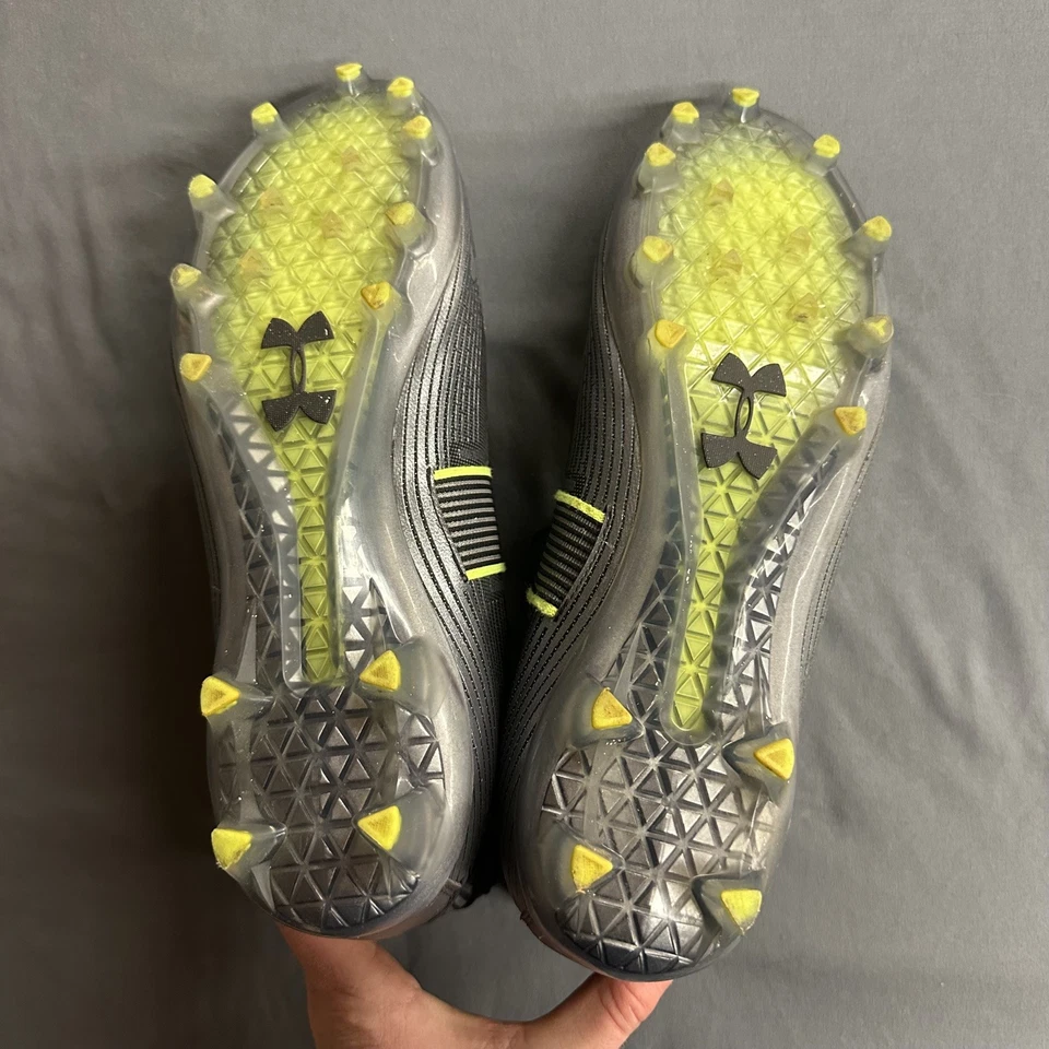 Botines de fútbol Under Armour UA Highlight MC 3023716-004 para hombre talla 13 negros/grises Foto 4 de 4