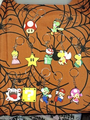 Super Mario And Friends Rubber Key Chain Lot Of 12 Brand New