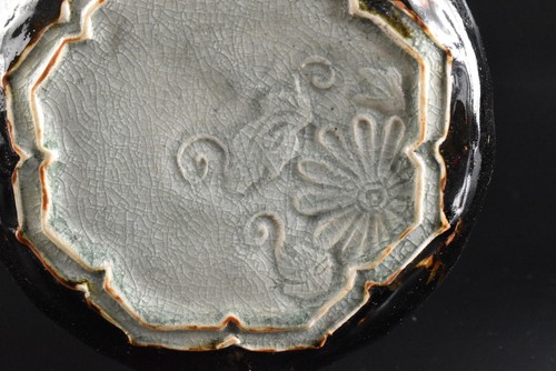 U1373: Japanese Old Seto-ware Celadon Flower sculpture FLOWER VASE , auto w/box - Picture 6 of 11