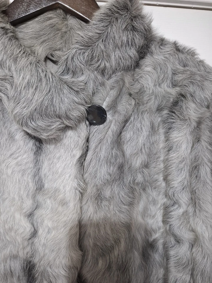 Stunning mid century vintage Curly Lamb Grey Coat size approx 20/22 - Image 2 of 4