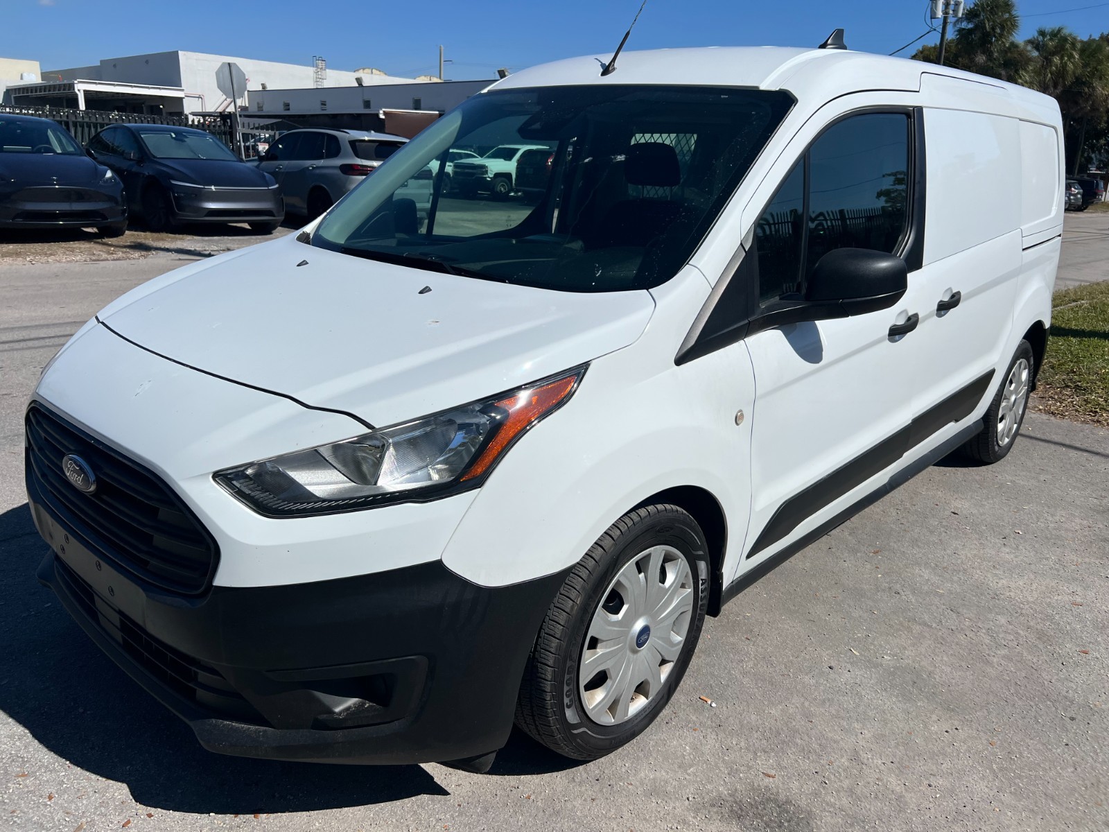 Ford Transit Connect - Image 4