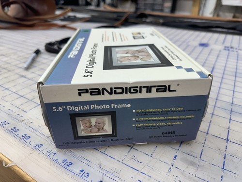 Pandigital Digital Picture Frame 5.6” Auto Play Pic/Vid 64 MB 2 Frames-No Remote - Picture 5 of 7