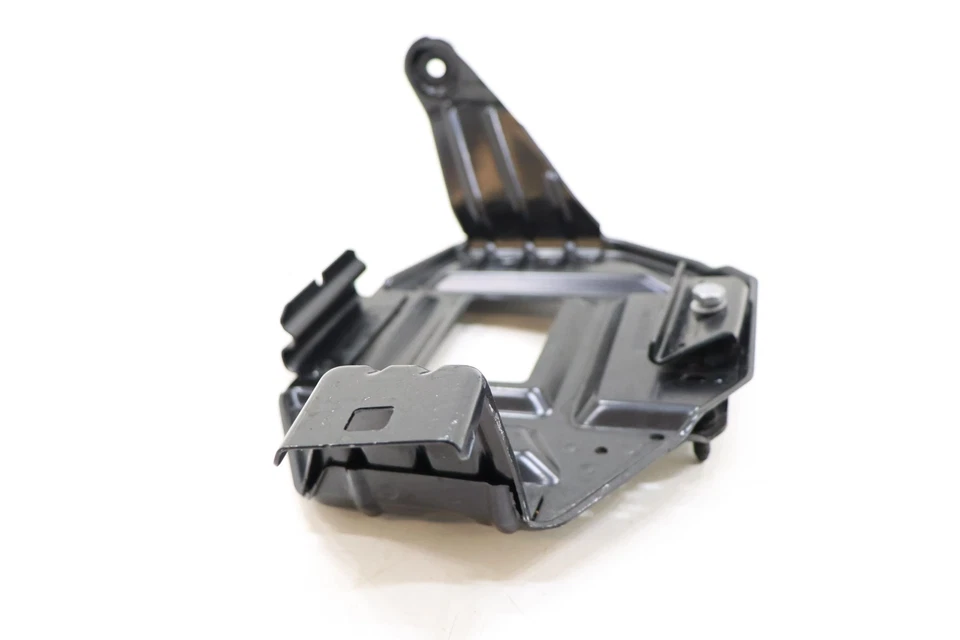 2017 - 2023 BMW 530I G30 BATTERY TRAY HOLDER MOUNT BRACKET OEM 61216832664 - Image 4 of 4