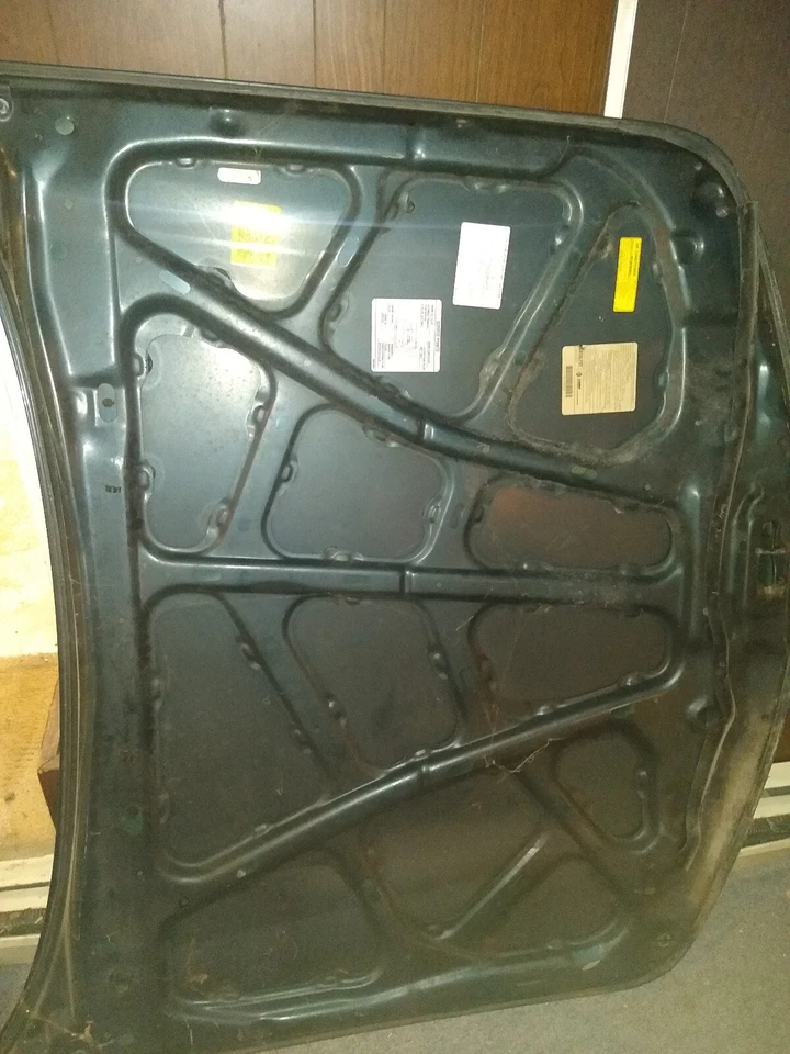Hood Mitsubishi Galant circa 1994-96  Local Pickup Only or Buyer-Arranged Shipng - Image 2 of 4