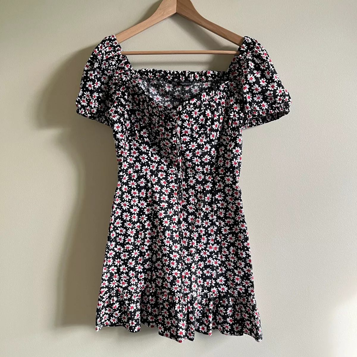 Zara black cheap daisy dress