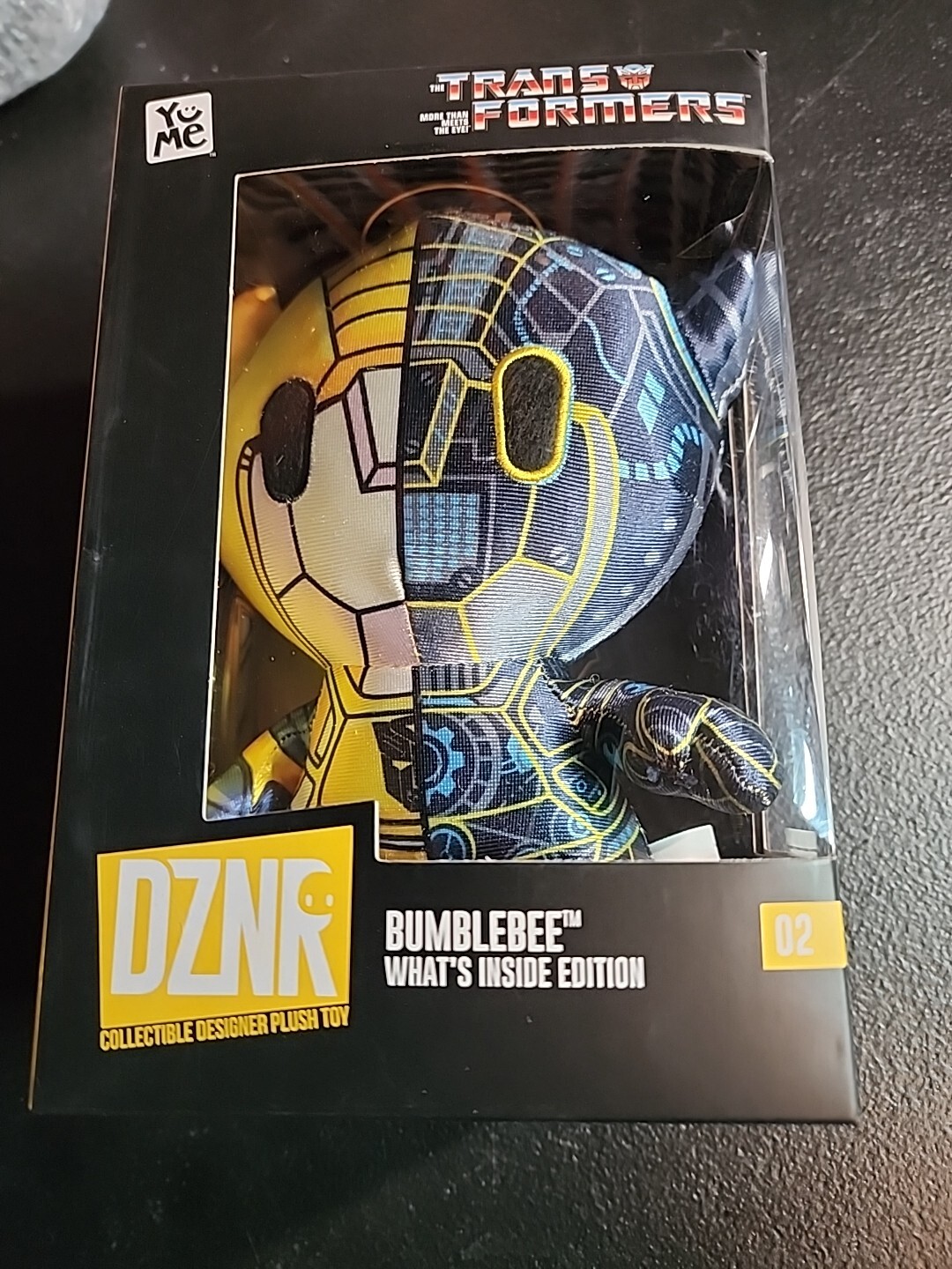 DZNR G1 Transformers Bumblebee Yume What’s Inside Edition 02-Plush toy