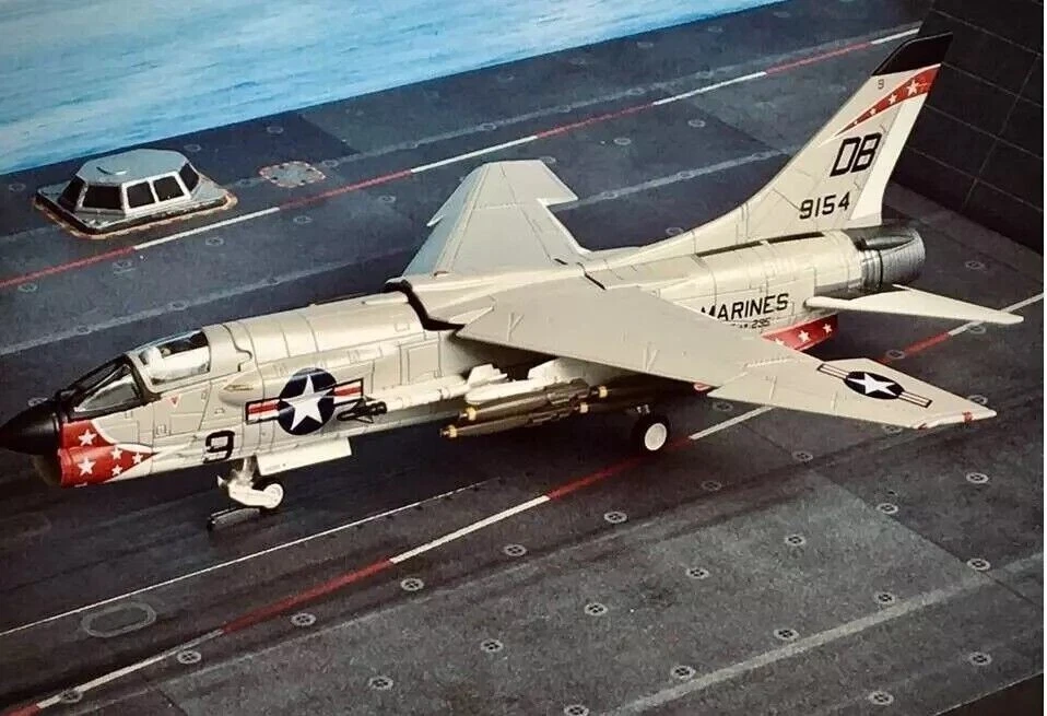 Basekraft V3.2 Aircraft Carrier Flight Deck per aeromobili 1/72 (versione... - Immagine 3 di 4