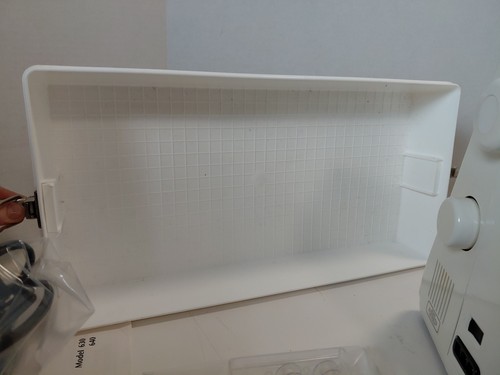 Simplicity Fashion Pro Sewing Machine Model 640  With Storage/carry Case  - Picture 10 of 12