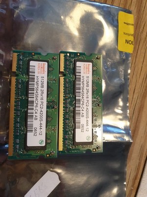 2 Hynix 512mb 2Rx16 PC2-4200S-444-12 Sodimm