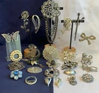 Vtg Brooch Lot Costume Jewelry Weiss Lia Ciner Jonette Avon Sarah Coventry Pins