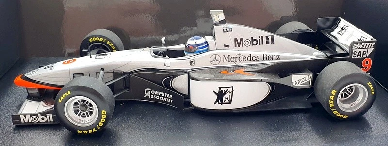 Minichamps 1/18 Scale MC31522A F1 McLaren-Mercedes MP4/12 1997 - M.Hakkinen - Image 3 of 4