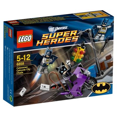 LEGO Batman Catwoman Catcycle City 