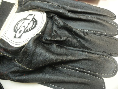 TKO punching hand pads with two sets of gloves (small) - Picture 6 of 9